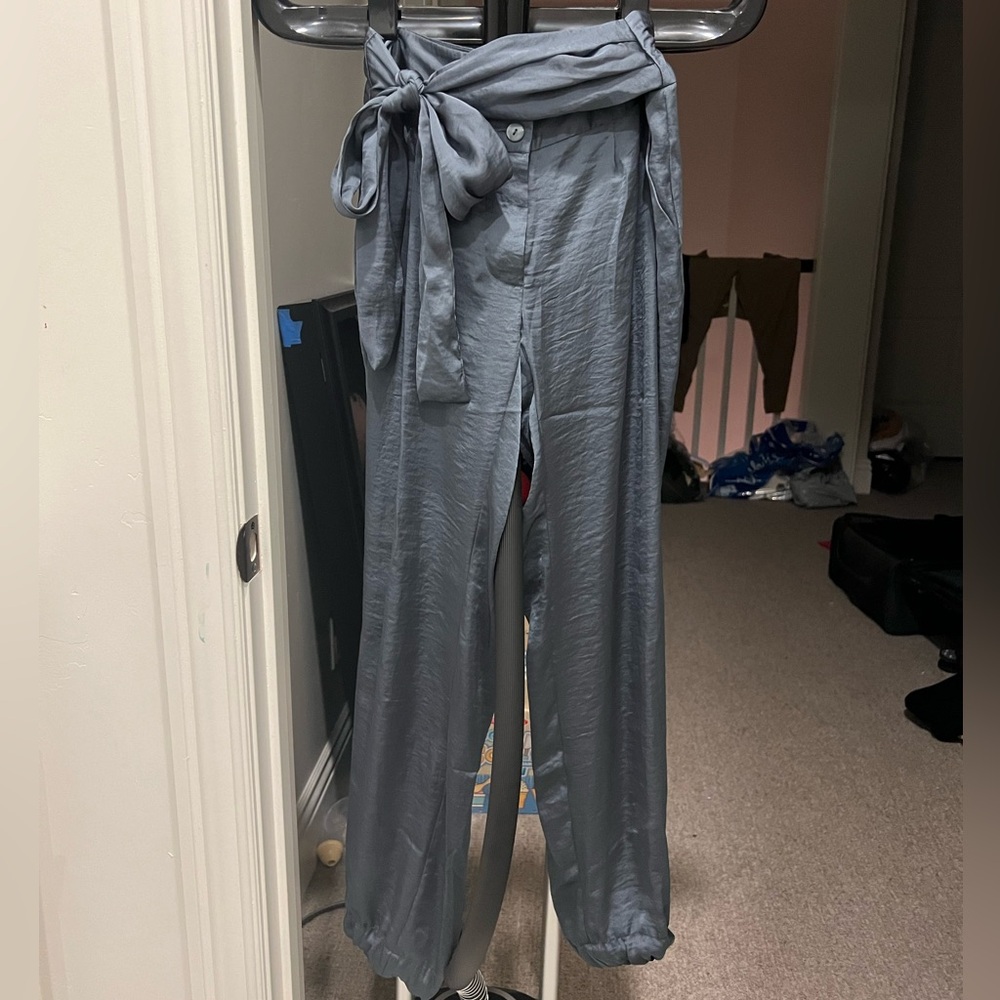 Hoss Intropia silk jogger pant NWOT